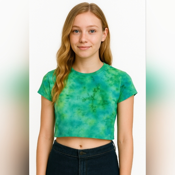 Youth Small Summer Sea Scrunch Tie Dye Green and Turquoise Tee Short Sleeve - Picture 1 of 5